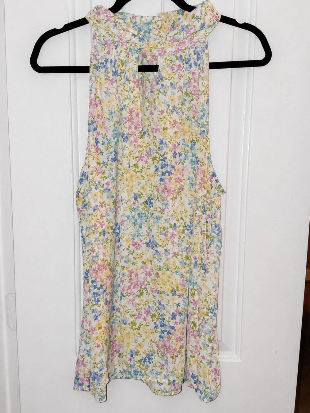 Floral & Ivy XL Halter Neck Sleeveless Top Multicolor NWT